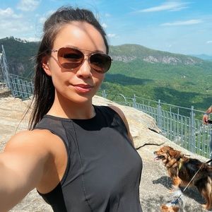 Meet your Posher, Lauren